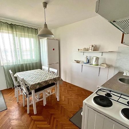 Apartments By The Sea Maslinica, Solta - 774 Grohote Exterior foto