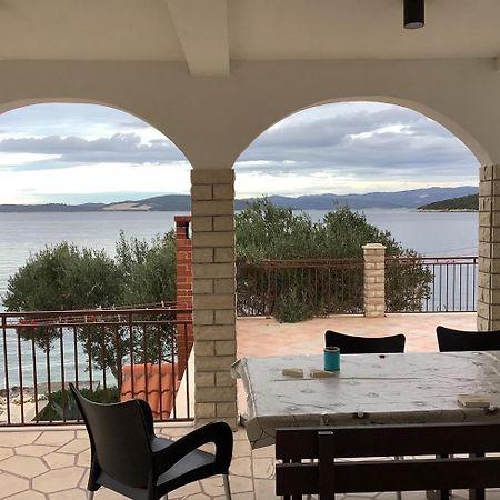Apartments By The Sea Maslinica, Solta - 774 Grohote Exterior foto