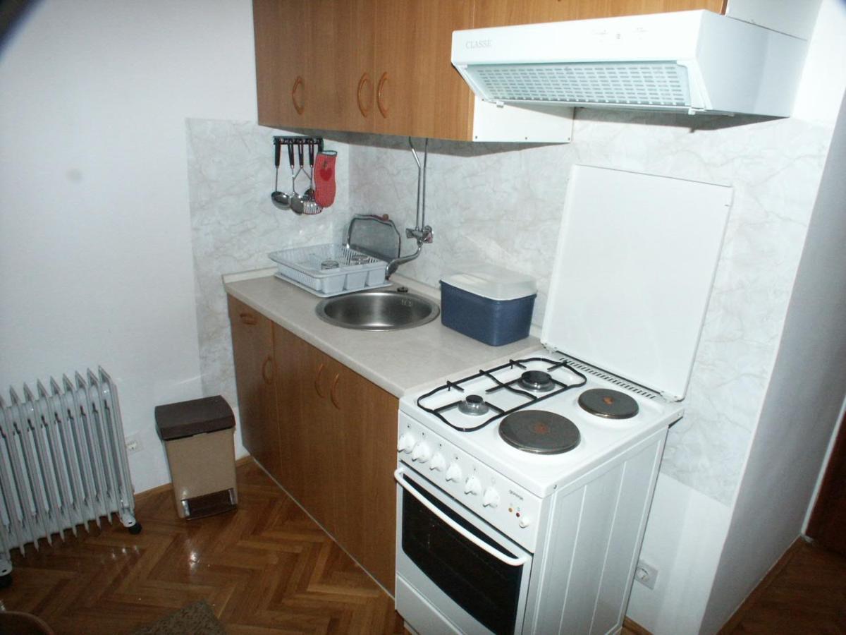 Apartments By The Sea Maslinica, Solta - 774 Grohote Exterior foto