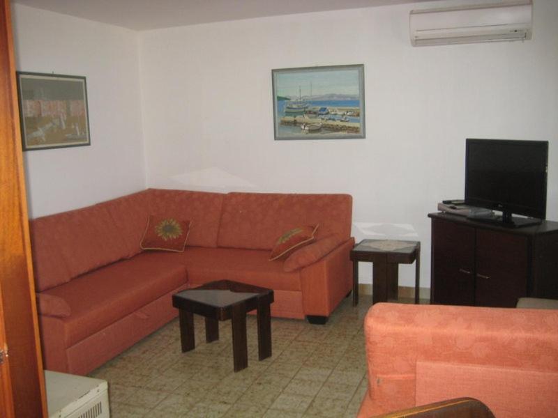 Apartments By The Sea Maslinica, Solta - 774 Grohote Exterior foto